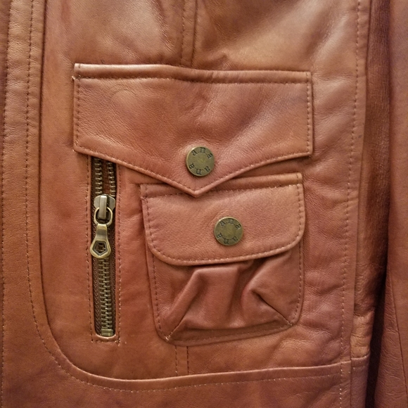A.N.A. Women's leather jacket Medium - Picture 5 of 9